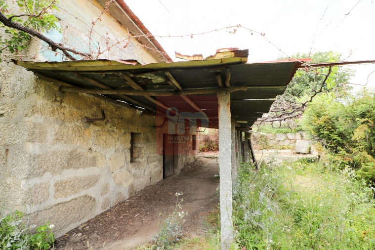 Quinta T0 para Venda em Selho (São Jorge) Foto 53