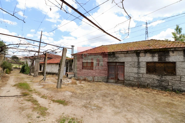 Quinta T0 para Venda em Selho (São Jorge) Foto 14