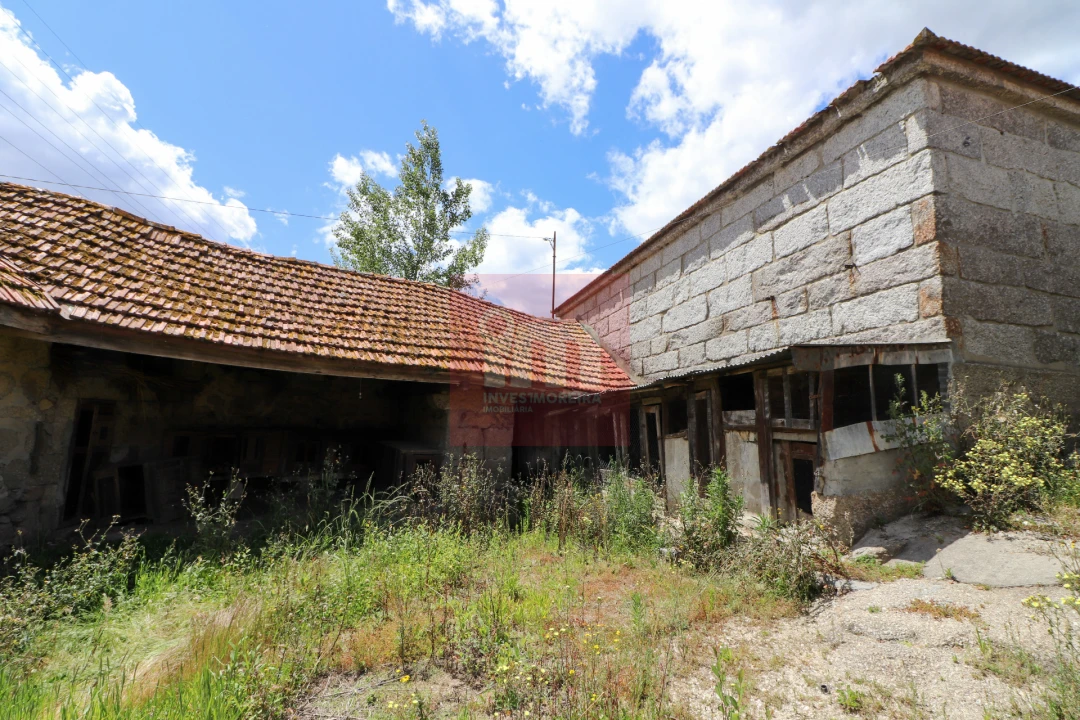 Quinta T0 para Venda em Selho (São Jorge) Foto 42