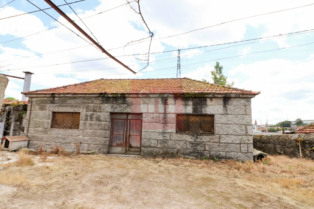 Quinta T0 para Venda em Selho (São Jorge) Foto 13