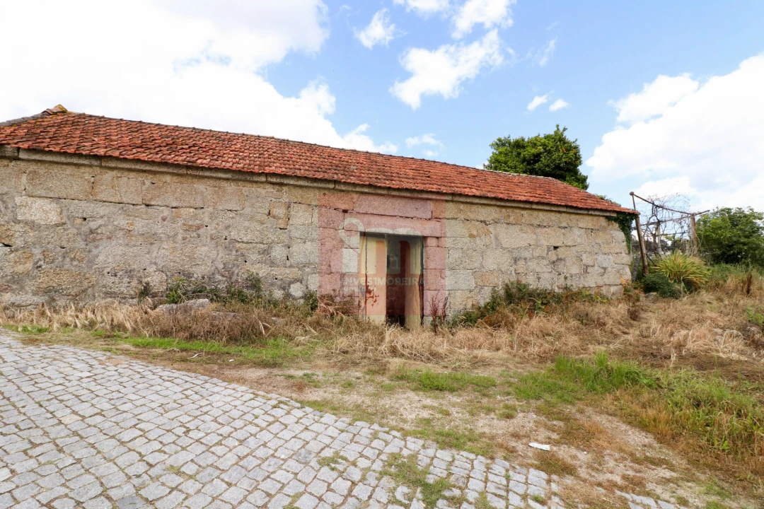 Quinta T0 para Venda em Selho (São Jorge) Foto 51