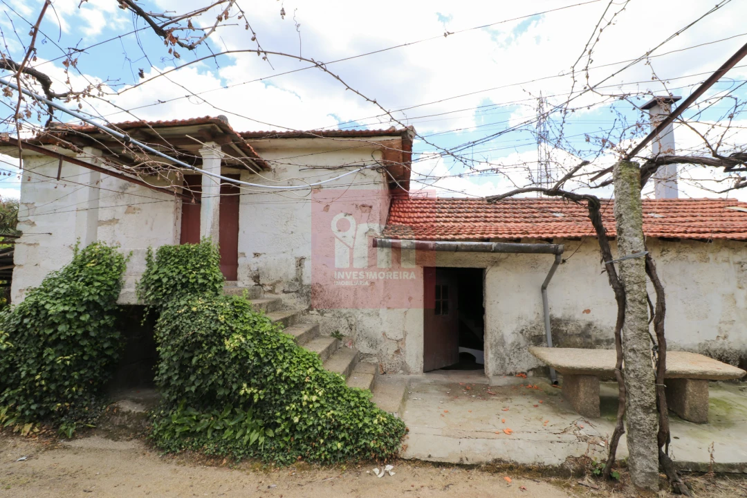 Quinta T0 para Venda em Selho (São Jorge) Foto 17