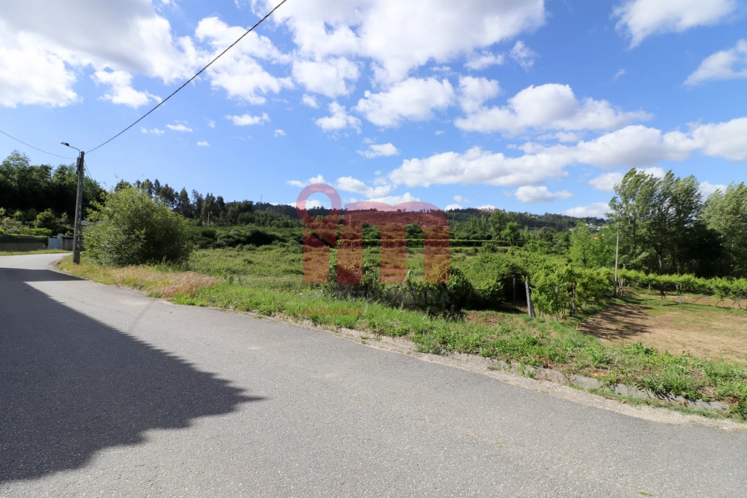 Terreno para Venda em Abação e Gémeos Foto 1