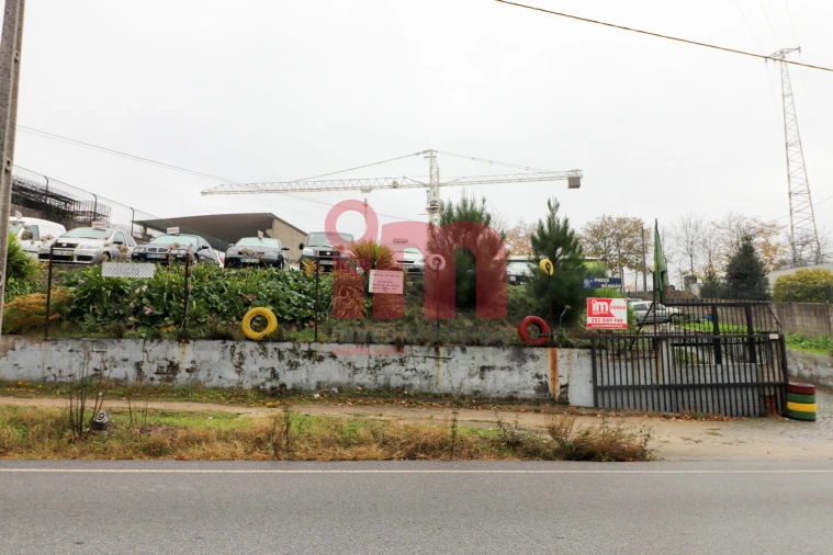 Armazém para Venda em Moreira de Conegos Foto 4