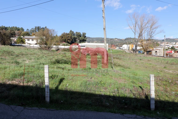 Terreno para Venda em Conde e Gandarela Foto 1
