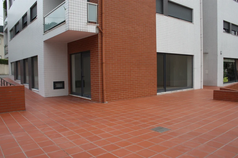 Loja para Venda em Rebordões Foto 9