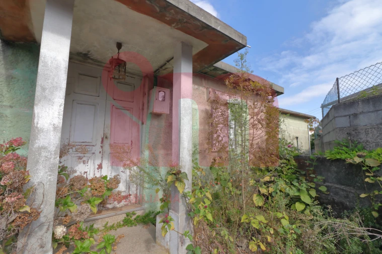 Moradia T5 para Venda em Bairro Foto 13