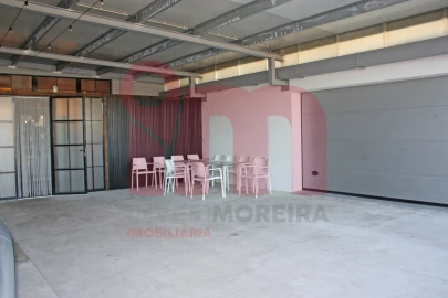 Negócio para Trespasse em Vila das Aves