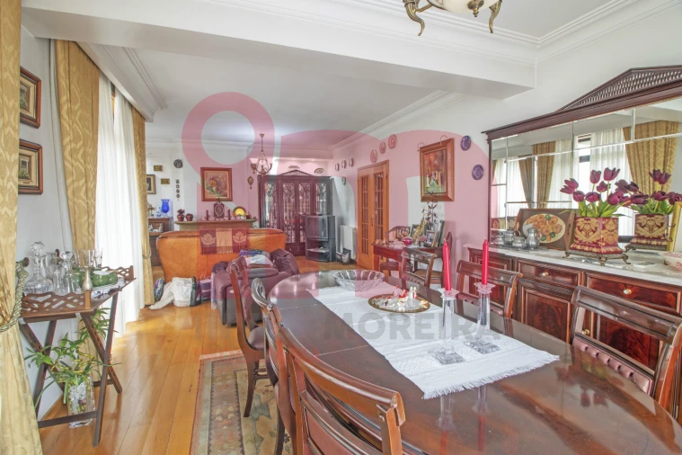 Apartamento T2 para Venda em Vila das Aves Foto 7