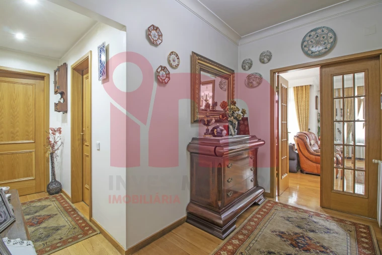 Apartamento T2 para Venda em Vila das Aves Foto 5