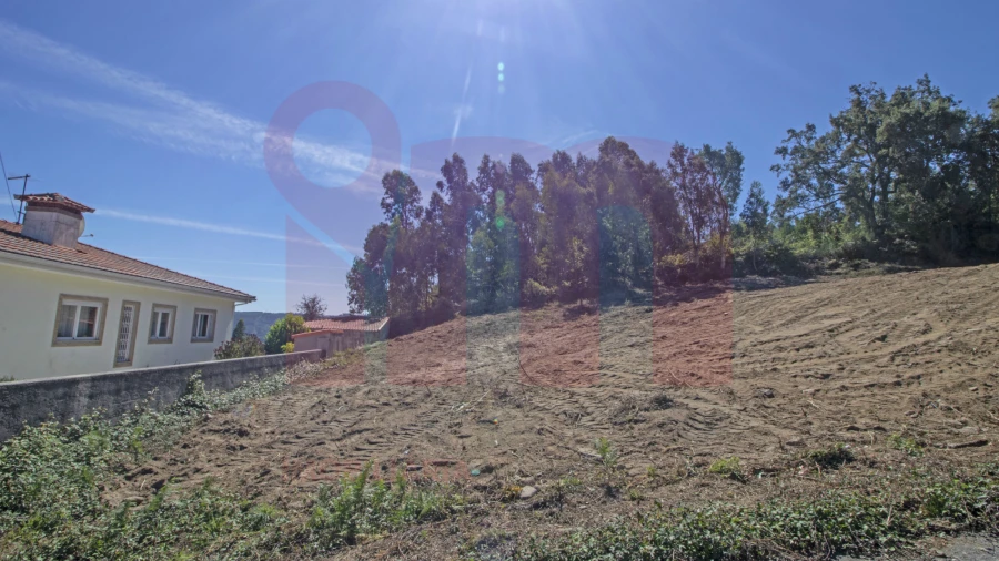 Terreno para Venda em Roriz