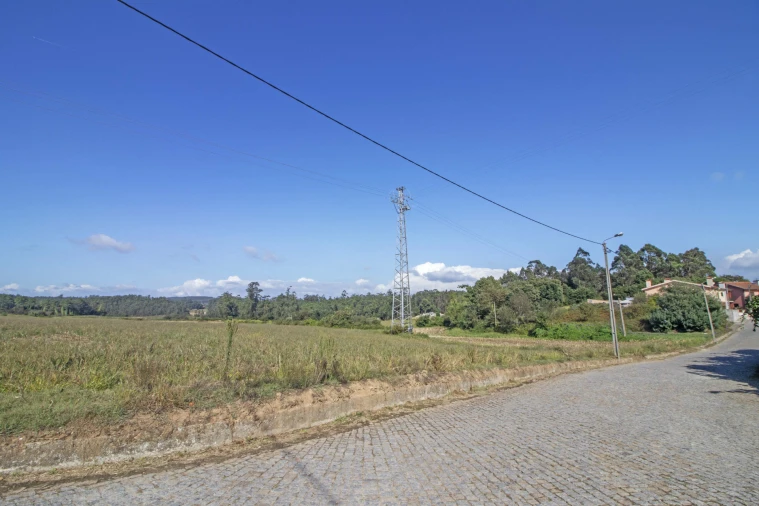 Terreno para Venda em Macieira da Maia Foto 2