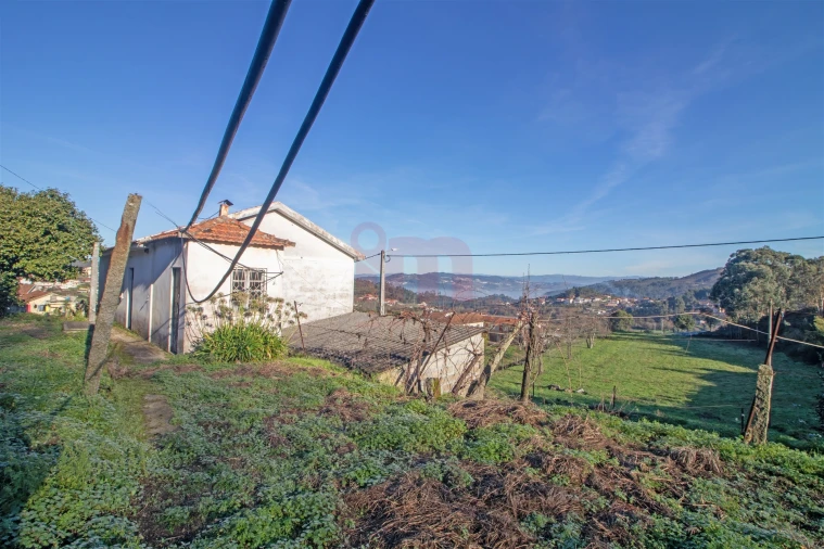 Moradia T3 para Venda em Lustosa e Barrosas (Santo Estêvão) Foto 5