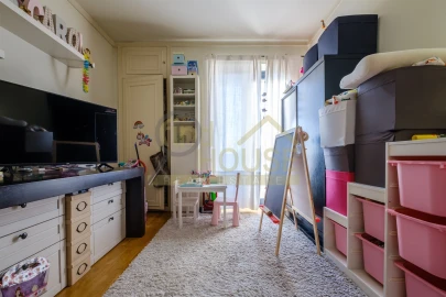 Apartamento T2 para Venda em Campolide