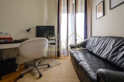 Apartamento T2 para Venda em Campolide