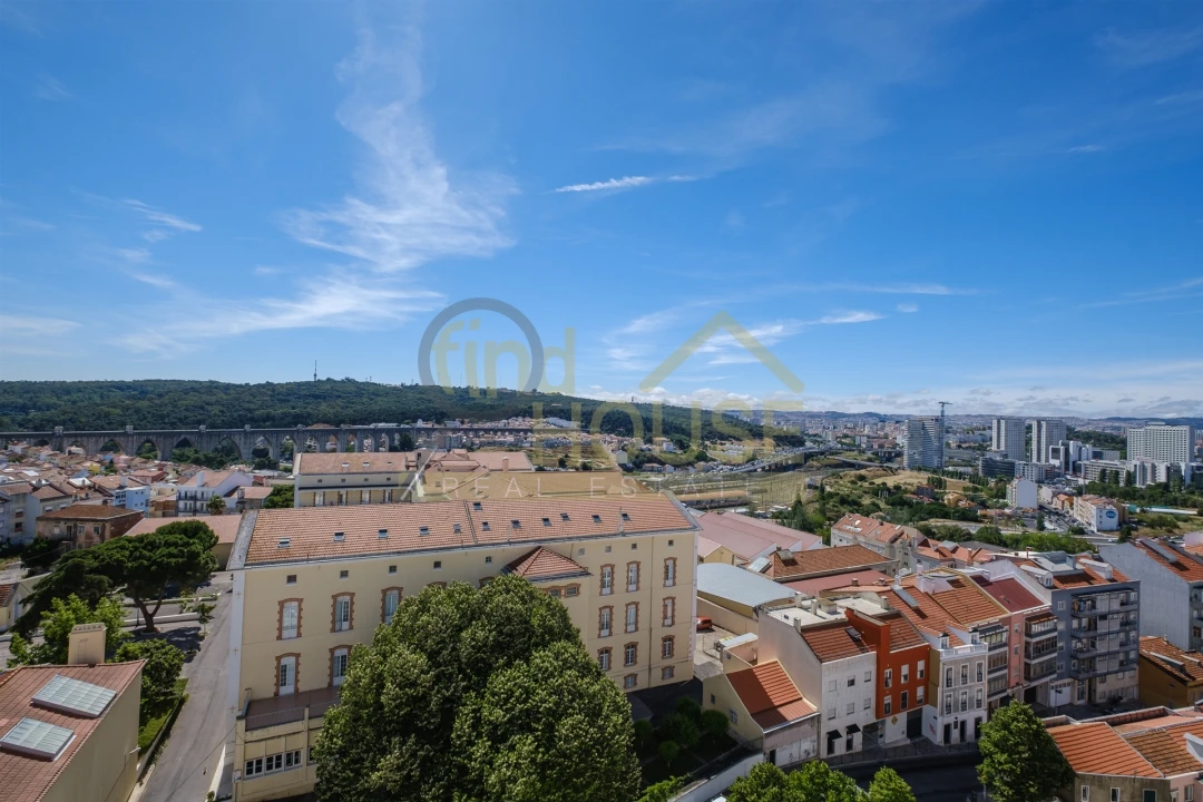 Apartamento T2 para Venda em Campolide Foto 38