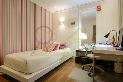Apartamento T4 para Venda em Avenidas Novas