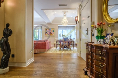 Apartamento T4 para Venda em Avenidas Novas