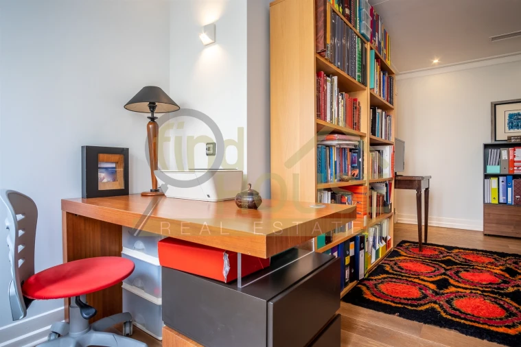Apartamento T4 para Venda em Avenidas Novas Foto 24