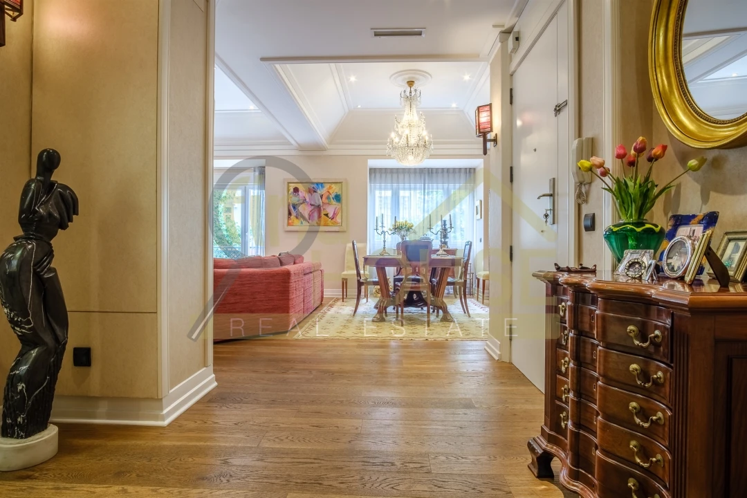 Apartamento T4 para Venda em Avenidas Novas Foto 1