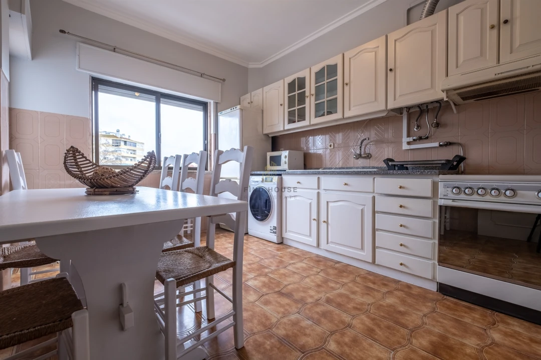 Apartamento T2 para Venda em Amora Foto 21