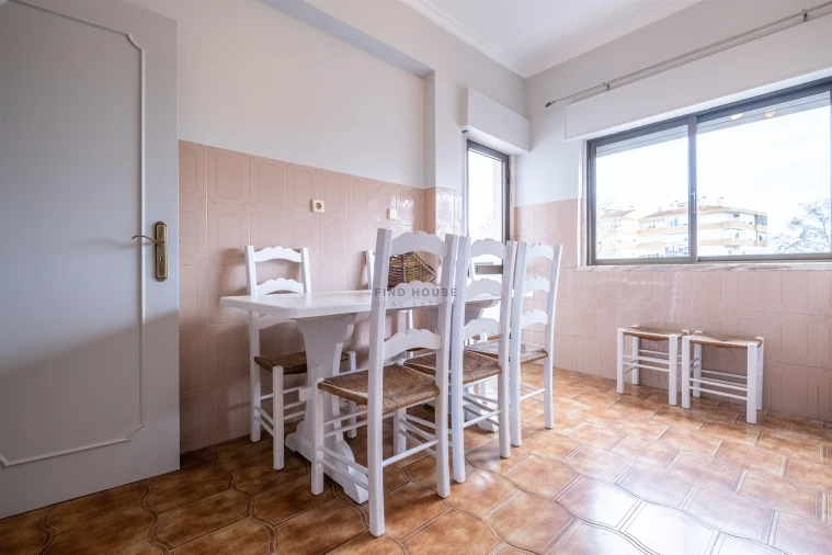 Apartamento T2 para Venda em Amora Foto 22