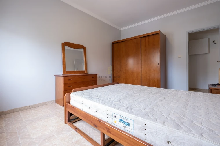 Apartamento T2 para Venda em Amora Foto 20