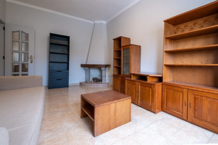 Apartamento T2 para Venda em Amora Foto 7