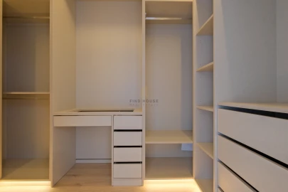 Moradia T4 para Venda em Carcavelos e Parede