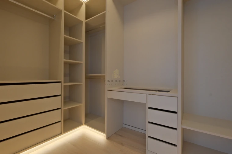 Moradia T4 para Venda em Carcavelos e Parede Foto 30