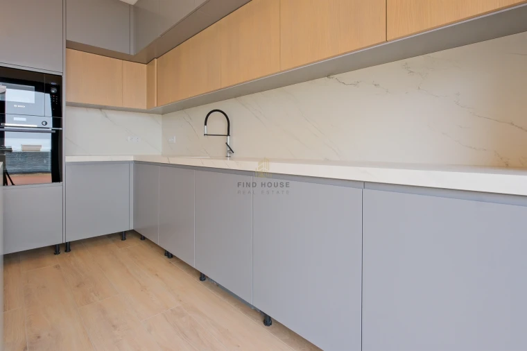 Moradia T4 para Venda em Carcavelos e Parede Foto 22
