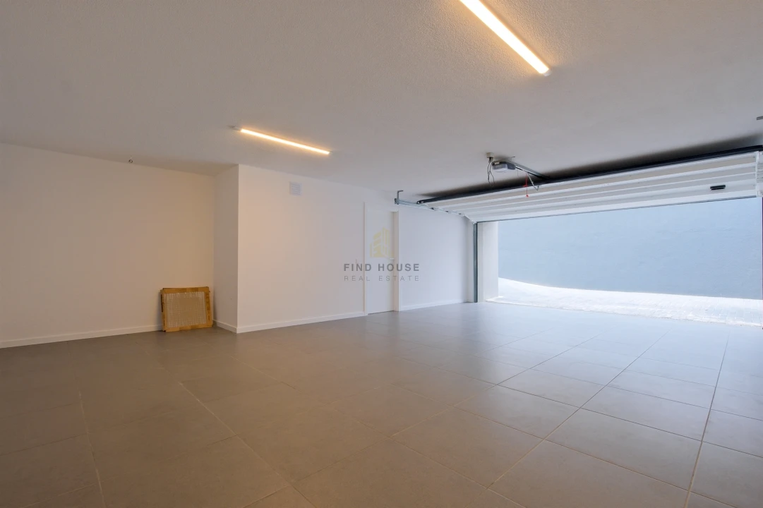 Moradia T4 para Venda em Carcavelos e Parede Foto 54