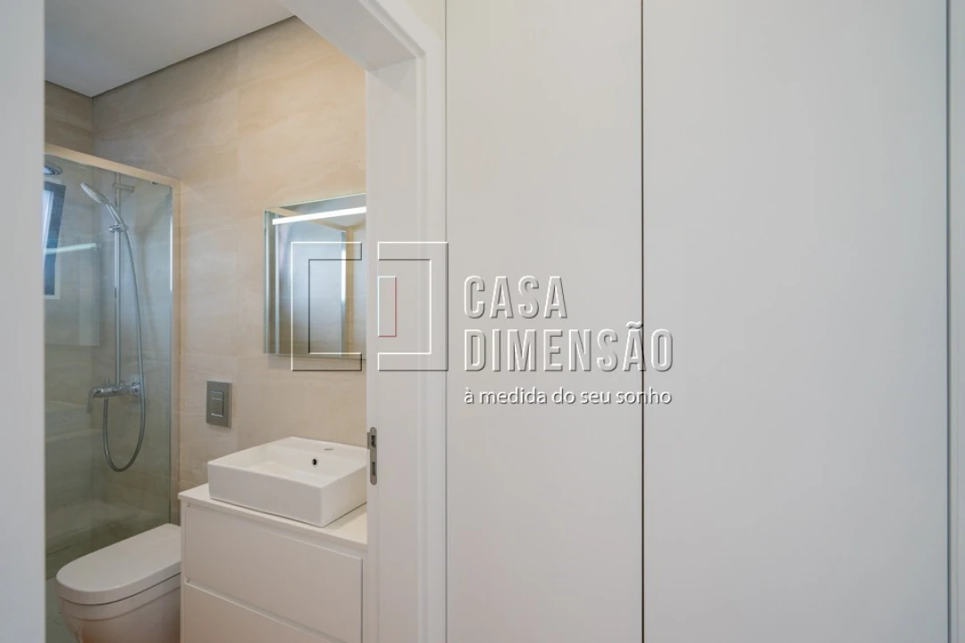 Moradia T4 para Venda em Charneca de Caparica e Sobreda Foto 34