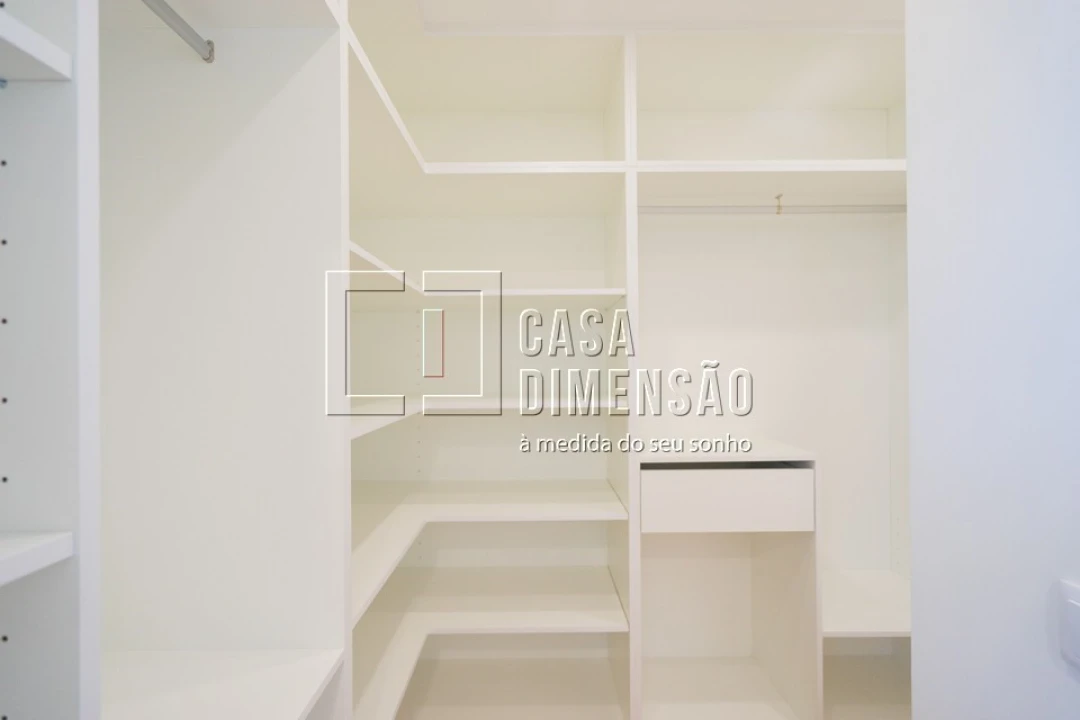 Moradia T4 para Venda em Charneca de Caparica e Sobreda Foto 48