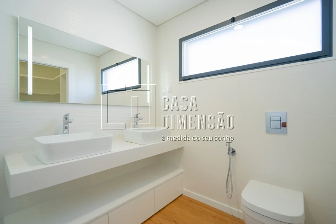 Moradia T4 para Venda em Charneca de Caparica e Sobreda Foto 52