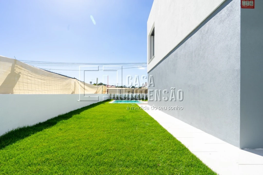 Moradia T4 para Venda em Charneca de Caparica e Sobreda Foto 82