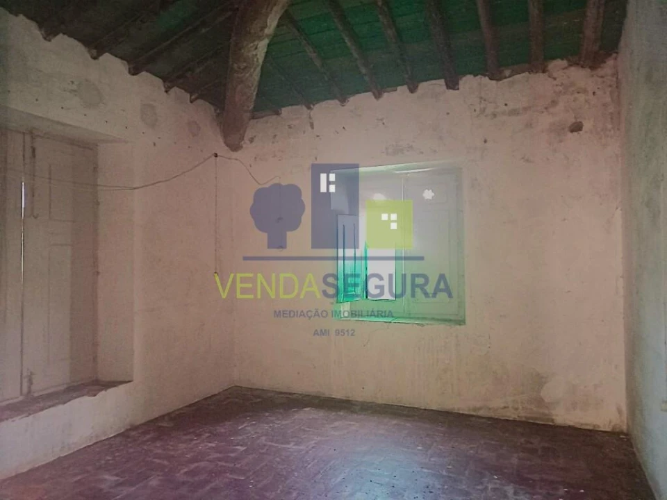 Moradia T5 para Venda em Safara e Santo Aleixo da Restauração Foto 36