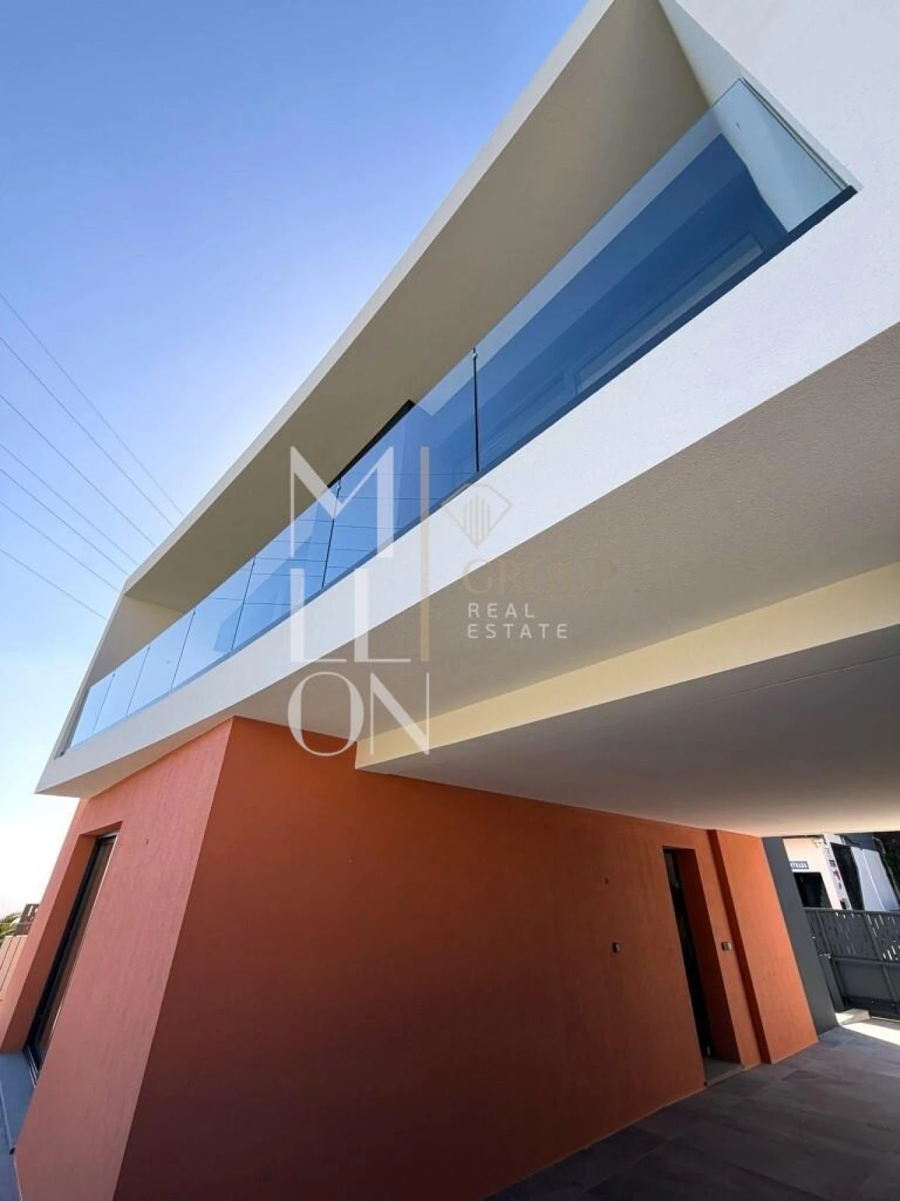Moradia T3 para Venda em Caniço Foto 2