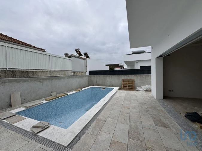 Moradia T3 para Venda em Fernao Ferro Foto 6