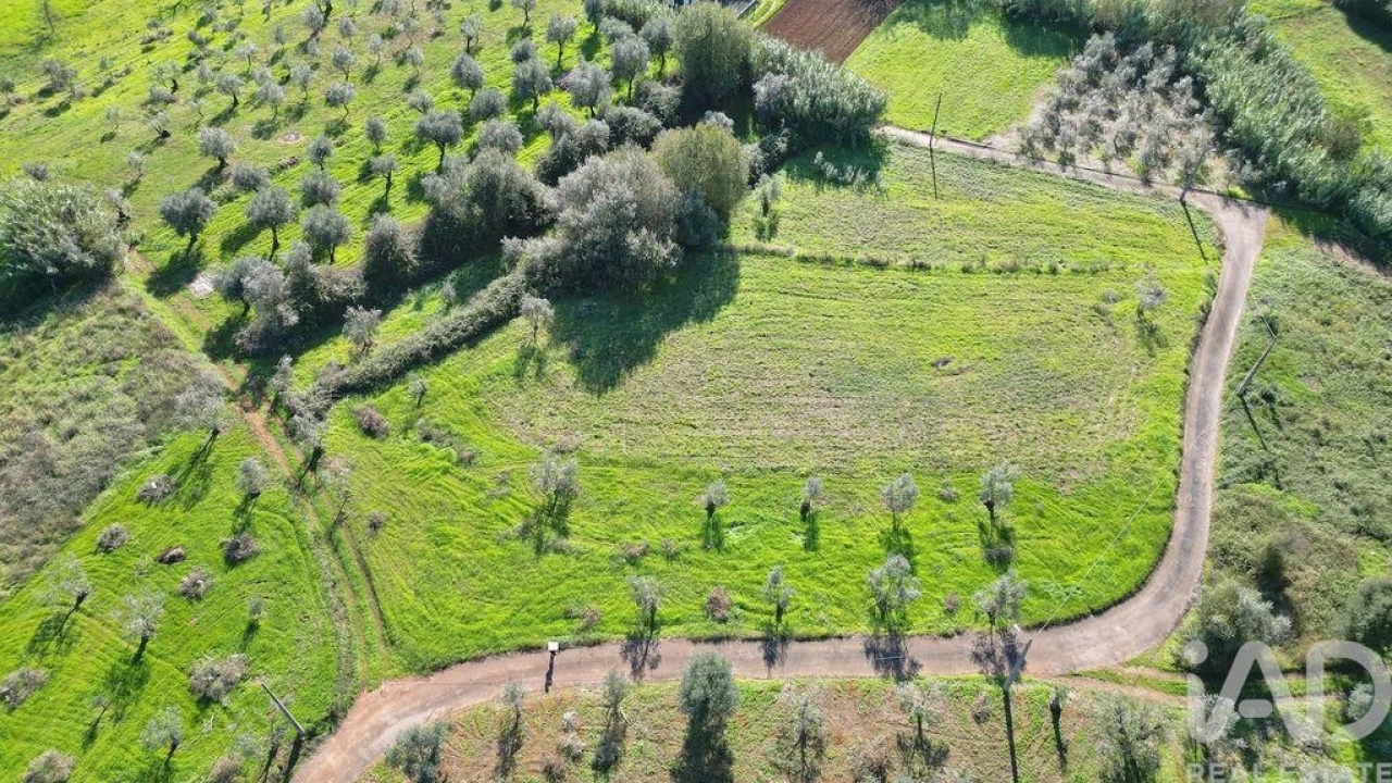 Terreno para Venda em Podentes Foto 2