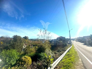 Moradia T5 para Venda em Sande Vila Nova e Sande São Clemente
