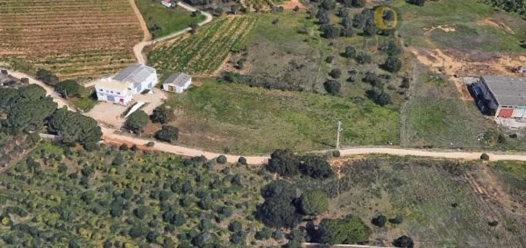 Armazém para Venda em Faro (Sé e São Pedro) Foto 2