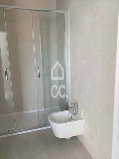 Apartamento T3 para Venda em Corroios