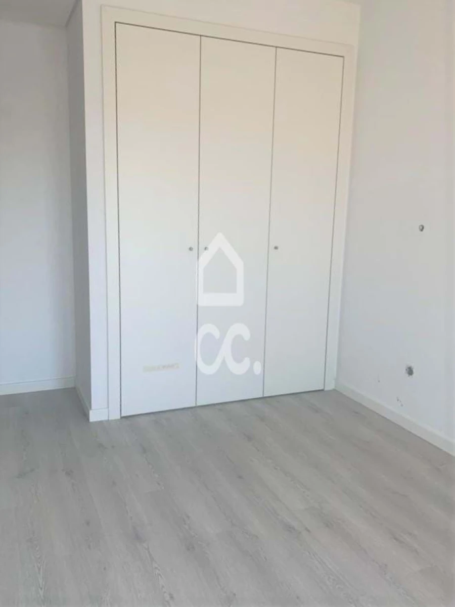 Apartamento T3 para Venda em Corroios Foto 10
