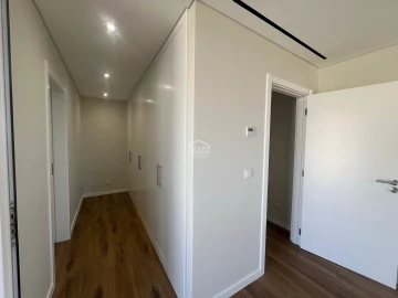 Moradia T4 para Venda em Funchal (Santa Maria Maior)