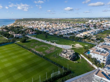 Terreno para Venda em Lagos (São Sebastião e Santa Maria)
