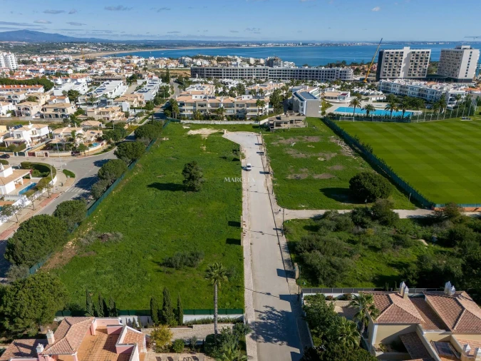 Terreno para Venda em Lagos (São Sebastião e Santa Maria) Foto 2