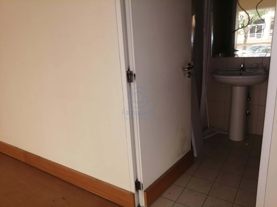 Negócio para Venda em Matosinhos e Leça da Palmeira Foto 2