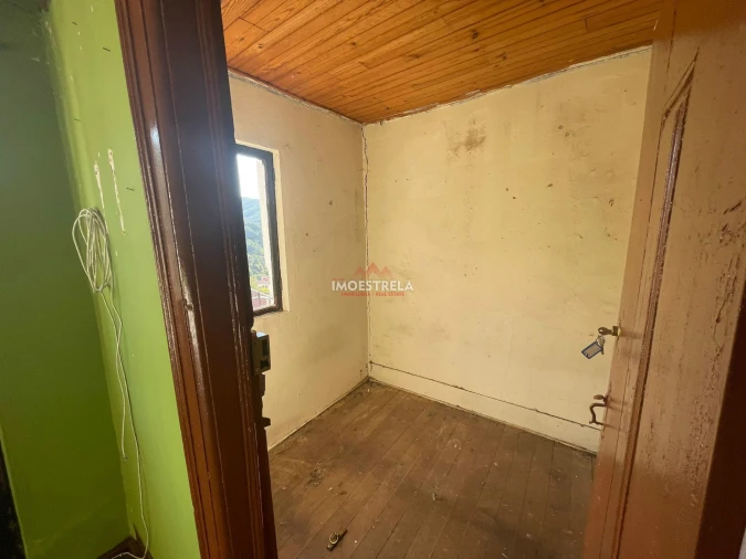 Moradia T3 para Venda em Sazes da Beira Foto 7