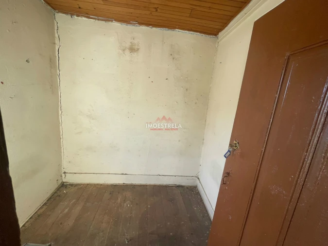 Moradia T3 para Venda em Sazes da Beira Foto 6